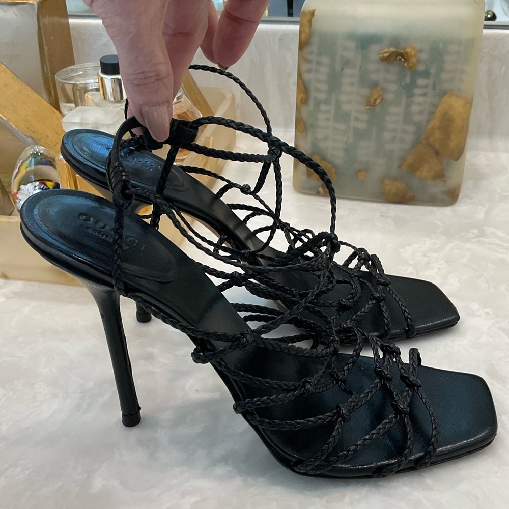 Gucci strappy sandal heels, black, beautiful!, great condition, size 8.5 - Picture 7 of 15